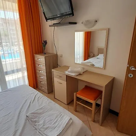 2 Royal Sun E24 With Poolview And Big Balcony * Slantchev Briag
